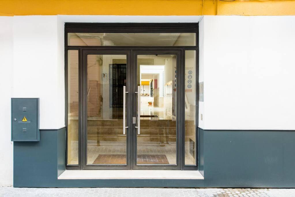 Ferienwohnung Eva Recommends Plaza Del Museo Sevilla Exterior foto